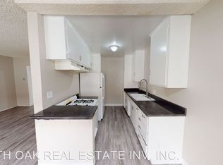 708 W Venice Way #15, Inglewood, CA 90302