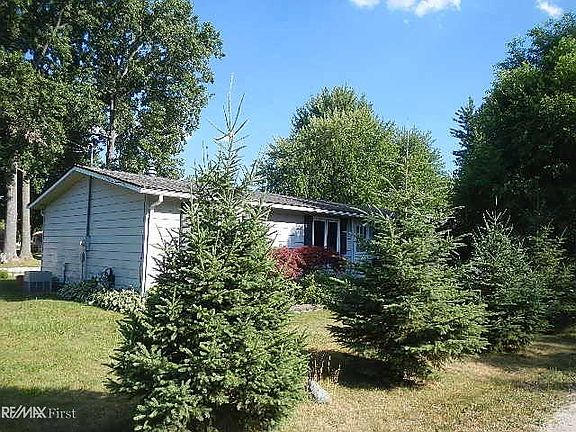 2nd image of 5511 Orchard Dr