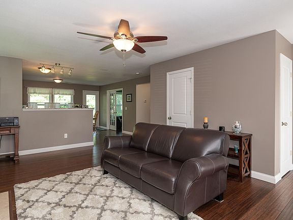5th image of 7104 Bertland Dr