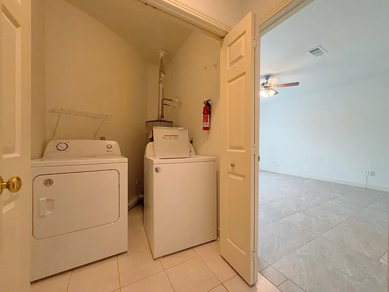 11852 Taylorcrest Rd #8 — Photo 18