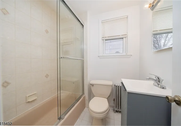 73 Park Ave — Photo 17