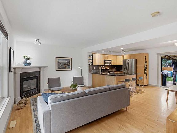 5th image of 5528 W Forand St SW