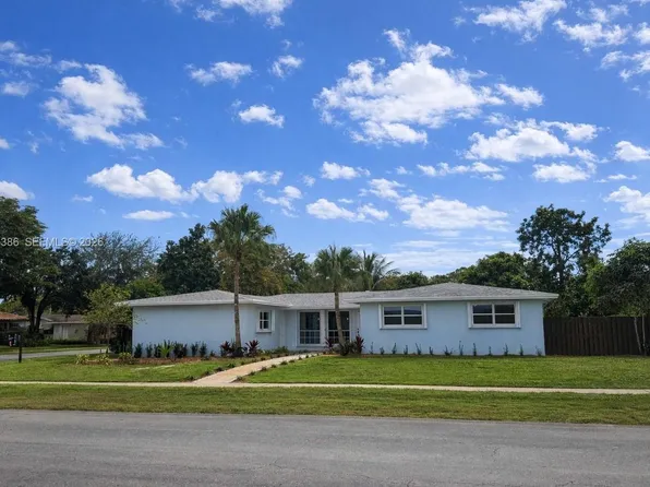 6800 NW 7th St, Plantation, FL 33317