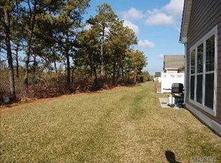 95 Samantha Cir, Westhampton, NY 11977