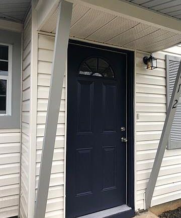 2nd image of 812 Renfro Dr