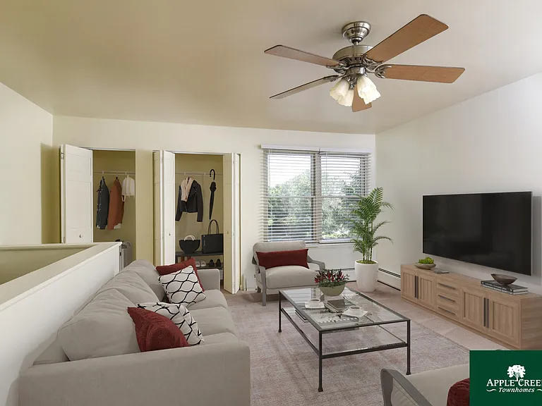 Apple Creek Townhomes — Photo 16