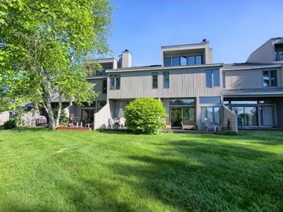 42 Mill Pond #42, North Andover, MA, 01845