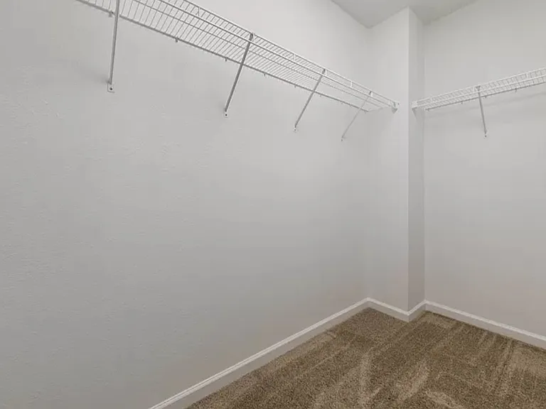 334 Saddlebrook Dr — Photo 28