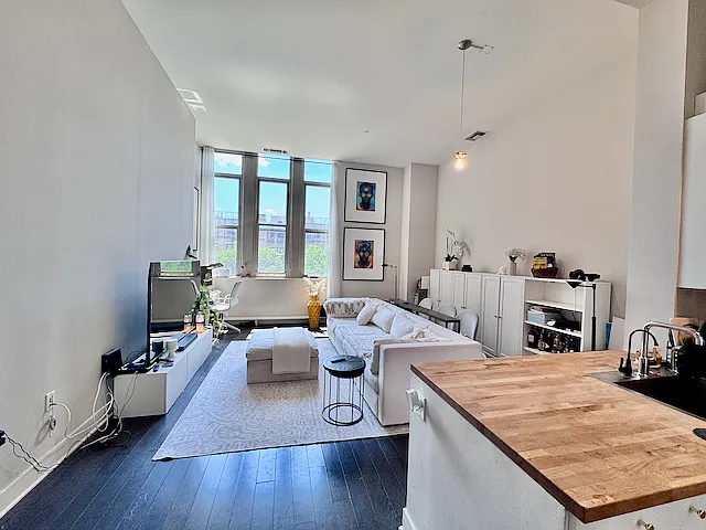220 West 148th Street — Photo 1