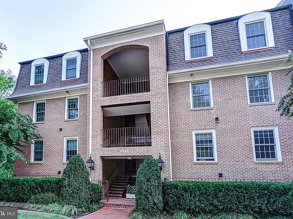 3rd image of 5717 Brewer House Cir APT 301