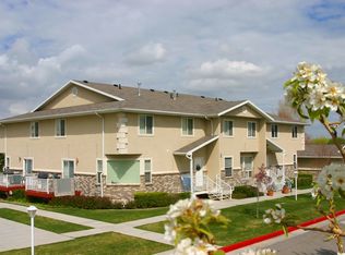 9690 S 700 E APT B3, Sandy, UT 84070