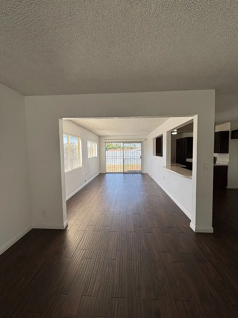 3 Bed 2 Bath in South Bay. — Photo 3