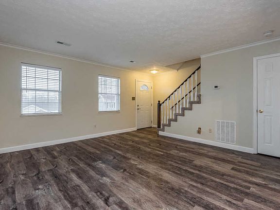 5th image of 2331 Wadsworth Dr