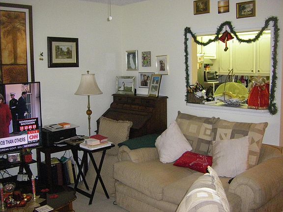 5th image of 434 Chatham U #434