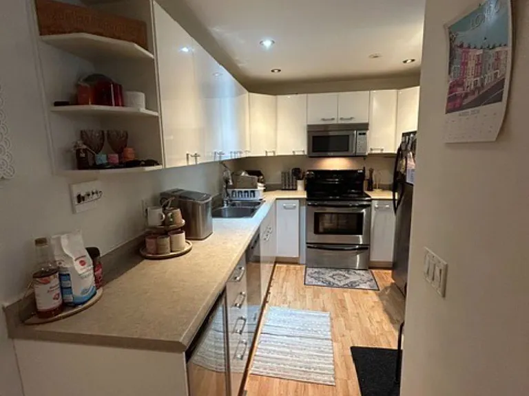 252 Major St #3 — Photo 1