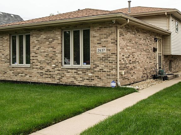 2nd image of 2637 W 98th St