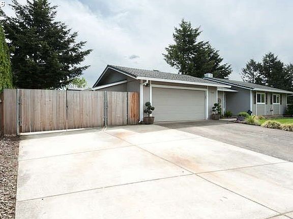 2nd image of 15803 SE 12th St