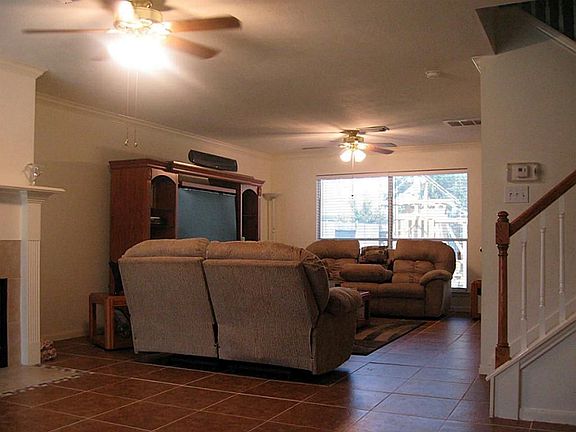 4th image of 12010 Ballardvale Ln