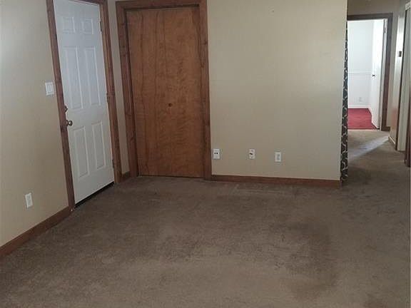 5th image of 324 Glenwood Ave