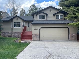 1643 NE Parkridge Dr #32, Bend, OR 97701