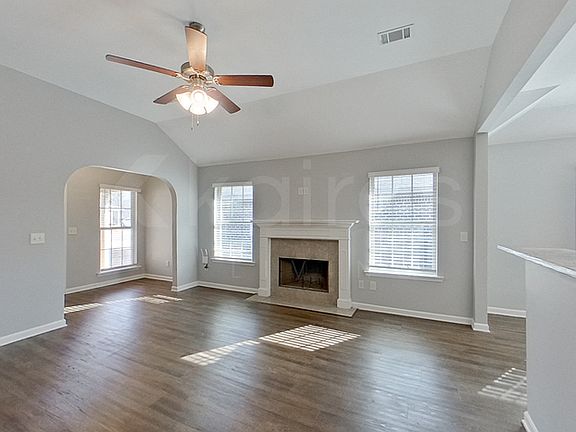 2nd image of 115 Dawsons Mill Dr