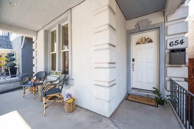 654 Elati St — Photo 23