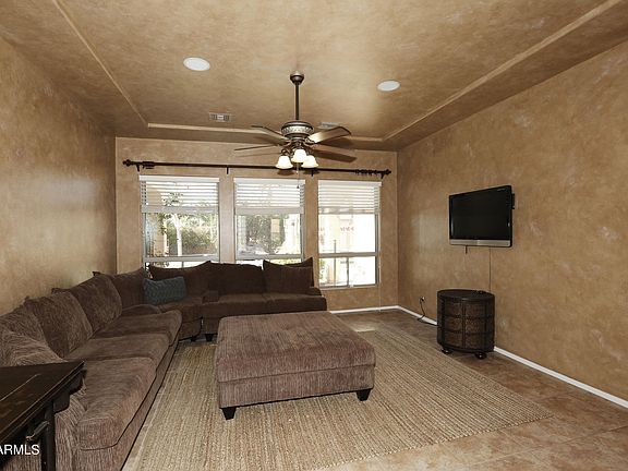 3rd image of 4140 S LAFAYETTE Place
