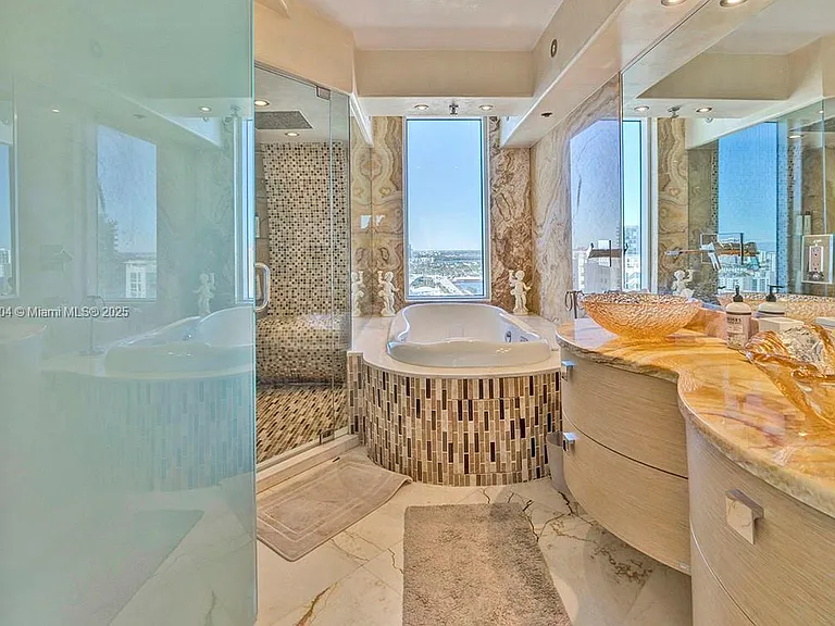 16699 Collins Ave #2508 — Photo 13