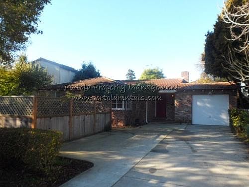 1st image of 224 Martin Dr