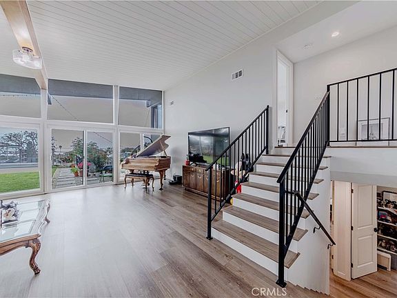 2nd image of 28551 Blythewood Dr