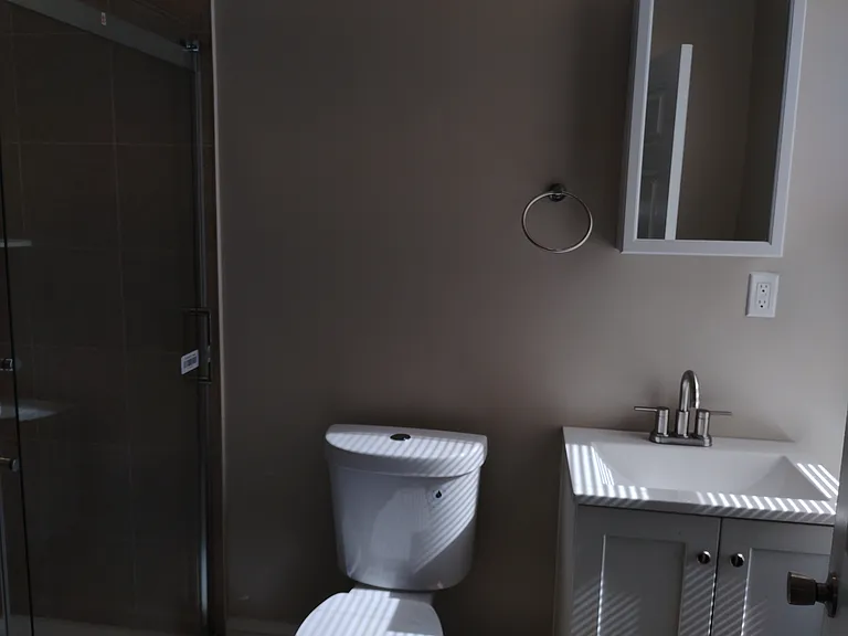 Shared Upstairs bathroom