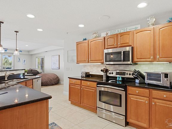 3rd image of 13840 River Rd Suite 204