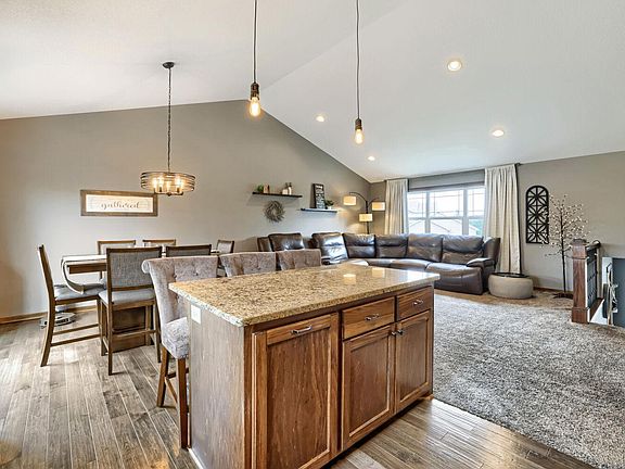 4th image of 4137 Starling Dr