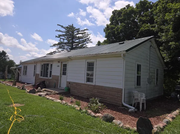 5386 Wilcox Rd, Eaton Rapids, MI 48827