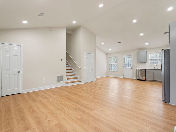 4th image of 3565 Mosswood Ln
