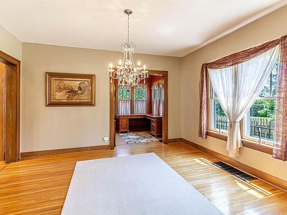 5th image of 1140 Forest Rose Ave