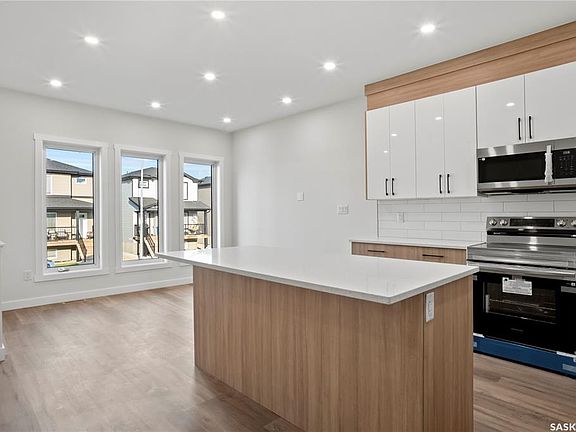 3rd image of 1162 Poley STREET N