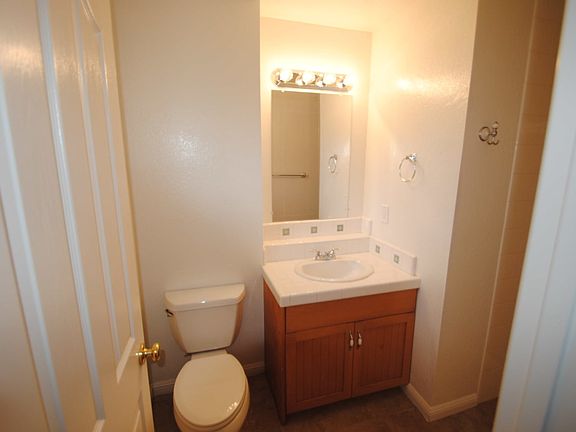 4th image of 1427 Tiffany Cir