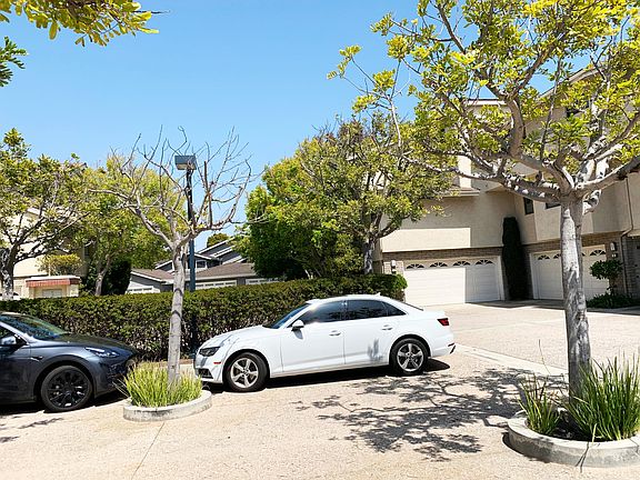 4th image of 9 Laguna Ct