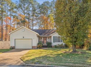 300 Buttercup Ln, Newport News, VA 23602