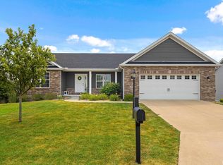 223 Elgin Ave, Washington, IL 61571