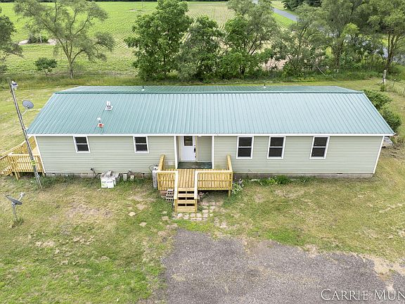 4th image of 1931 55th St
