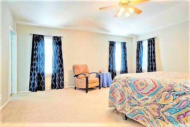 1060 Maltese Ln — Photo 9