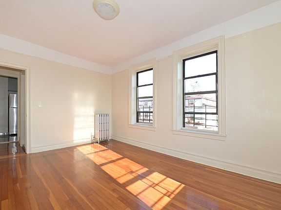 5th image of 8840 144th St APT C2
