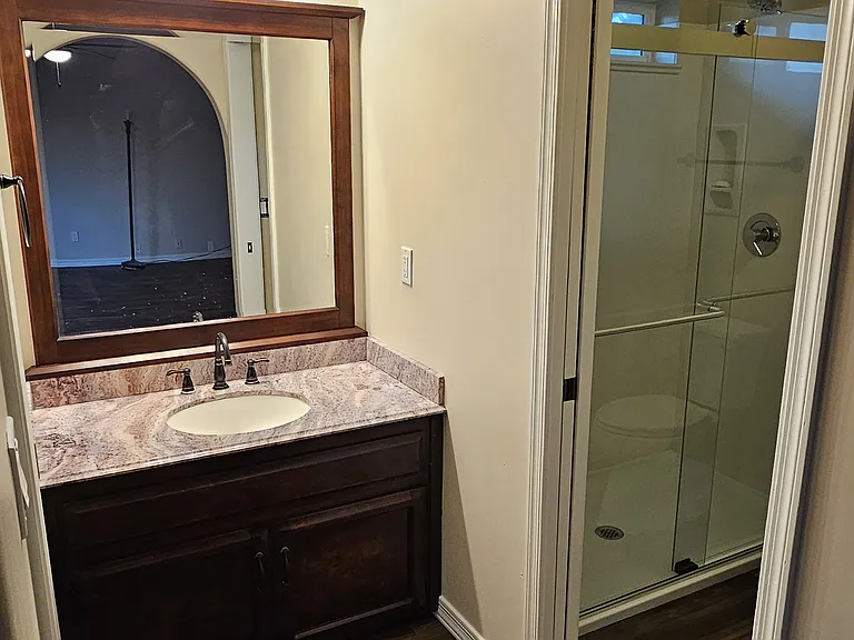 236 W Waltann Ln — Photo 20