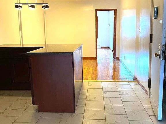4th image of 145 Court St #3AA