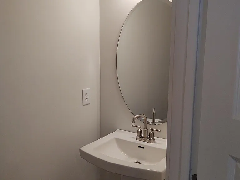 1664 S Watkins St — Photo 10