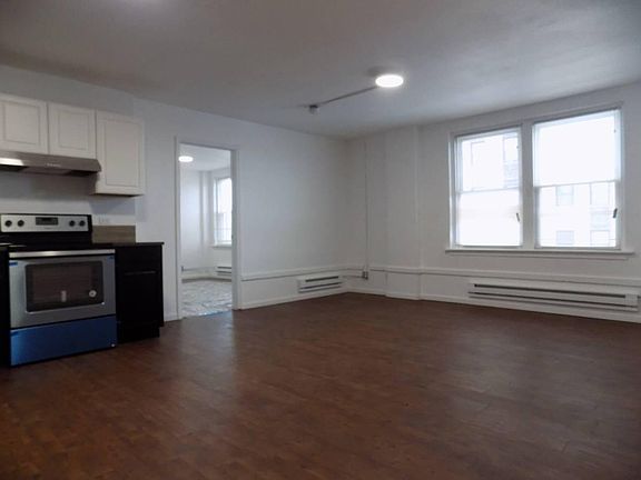 5th image of 7270 S South Shore Dr #101
