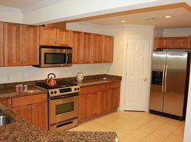 160 Hummingbird Ln, South Burlington, VT