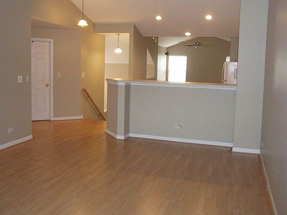 3rd image of 3029 Kentshire Cir #3029